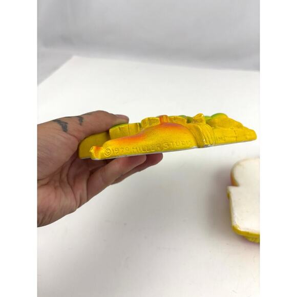 VTG 1970s Miller Studios Chalkware Fruit and Vegetable Basket Wall Hangings - Picture 13 of 16